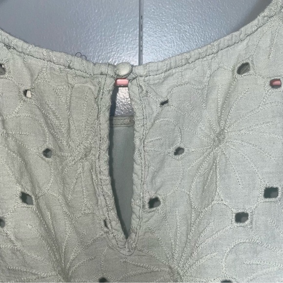 Umgee Sage Green Blouse Small - Picture 8 of 8